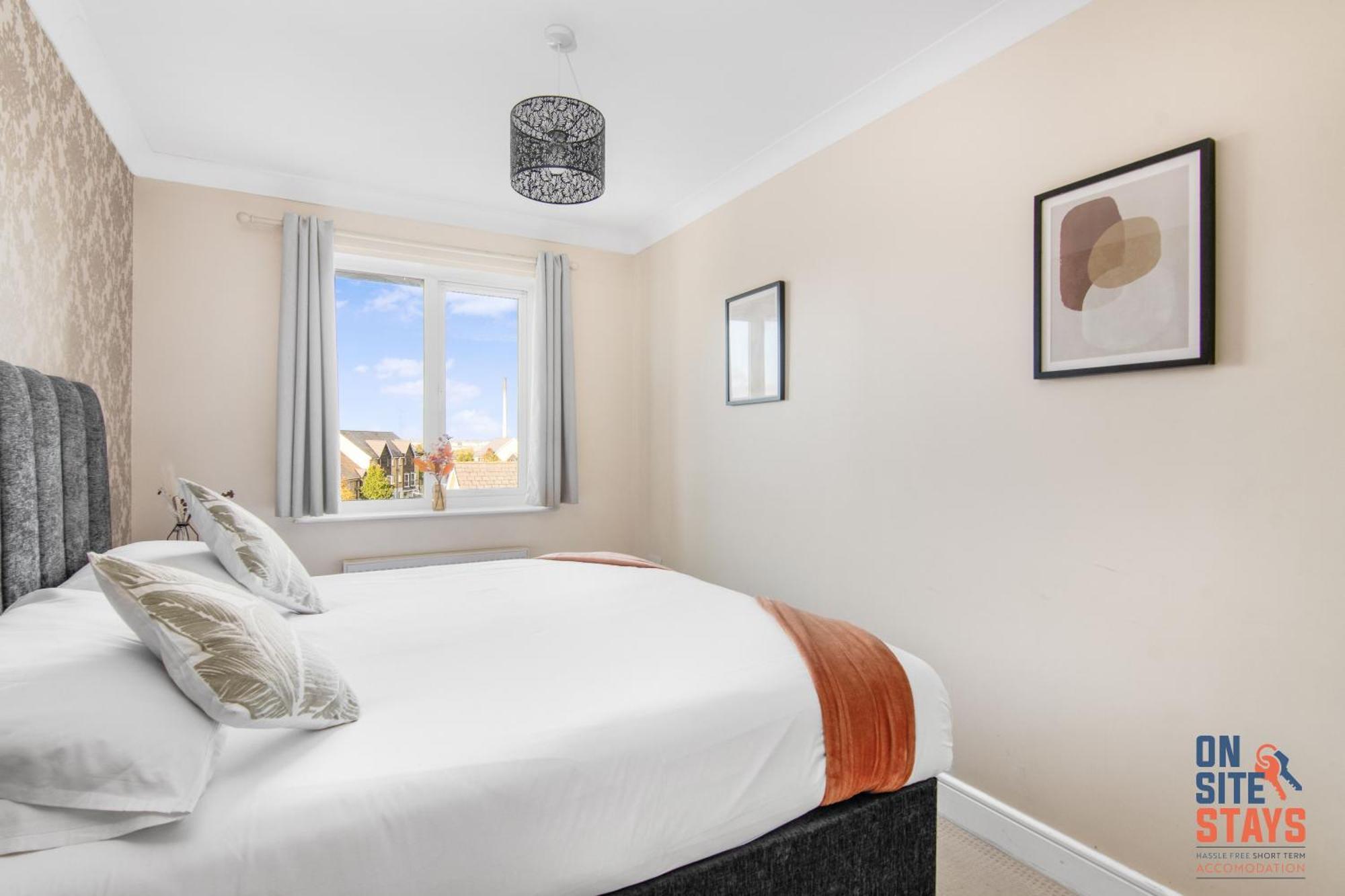 Onsitestays - Cosy 2-Bedroom Apartment With Free Parking, Wi-Fi & London Links Northfleet Kültér fotó